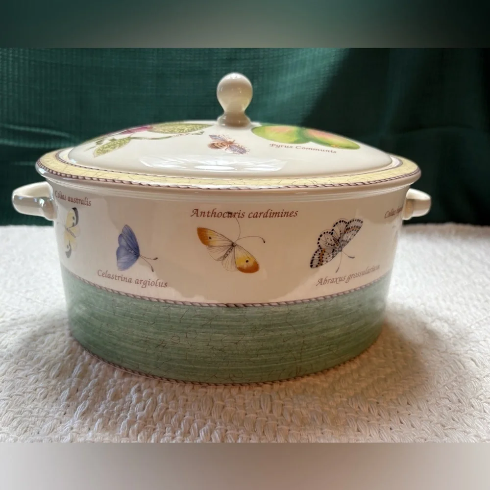 Wedgewood Sarah’s Garden Oval Tureen & Lid-Length: 9.75”, Height: 6”